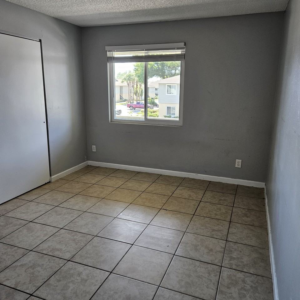 12-205 Berry Tree Pl - Photo 3 of 20