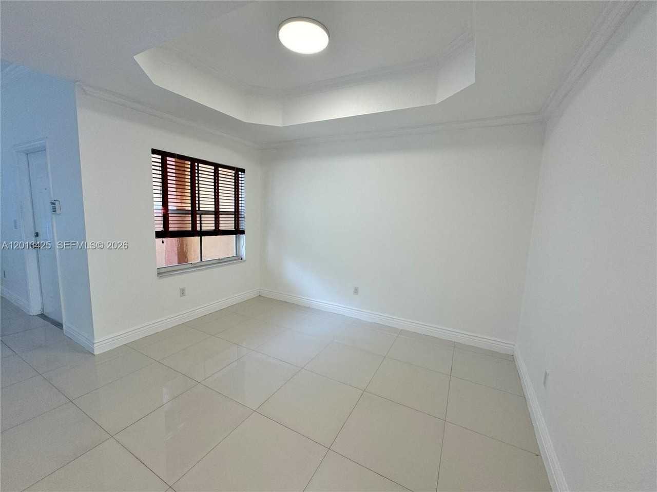 4933 N Harbor Isles Dr #202 - Photo 4 of 27