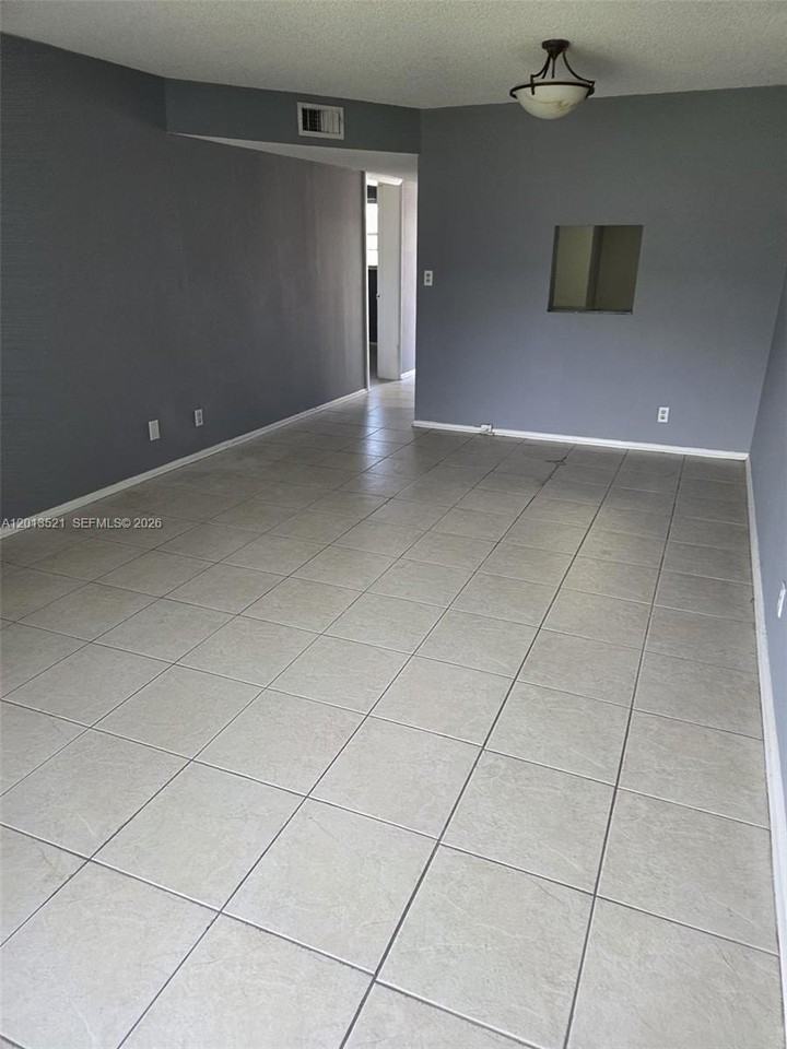 8040 Colony Cir N #107 - Photo 4 of 7