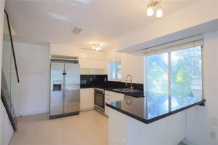 3239 W Trade Ave #9 - Photo 1 of 1