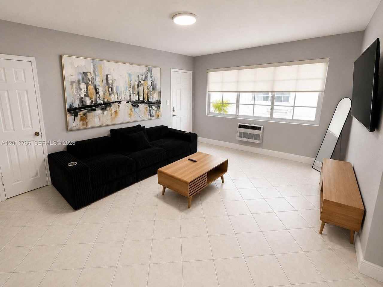 951 Jefferson Ave #1 - Photo 3 of 18
