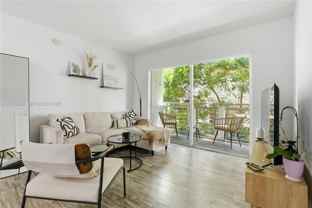 716 Michigan Ave #303 - Photo 1 of 1