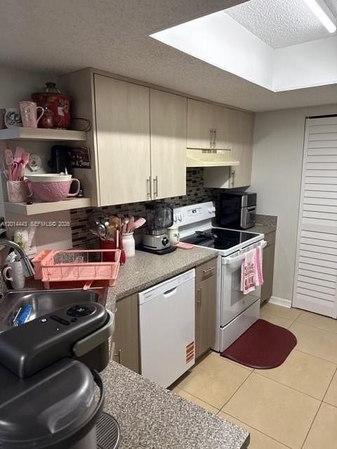 5025 Wiles Rd #105 - Photo 4 of 21