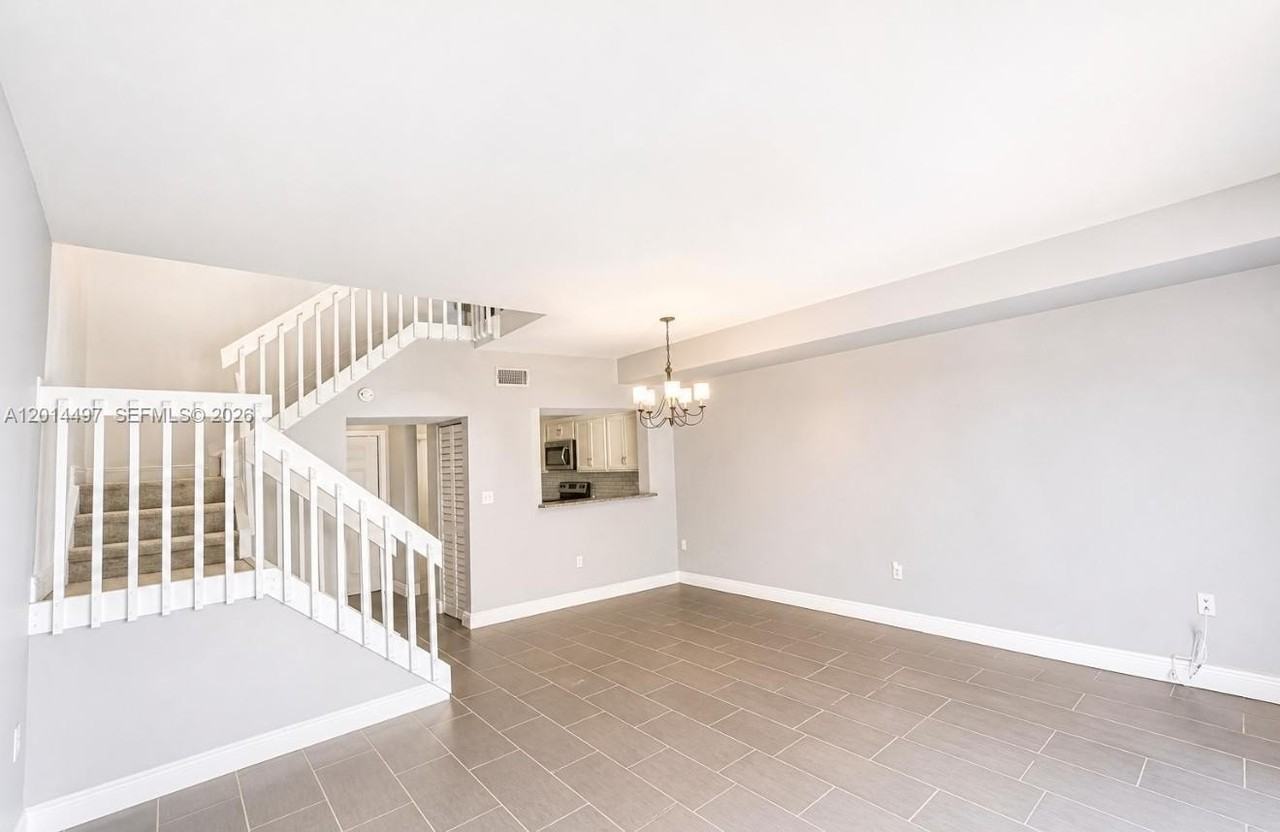 11840 Sw 99th St #11840 - Photo 5 of 26