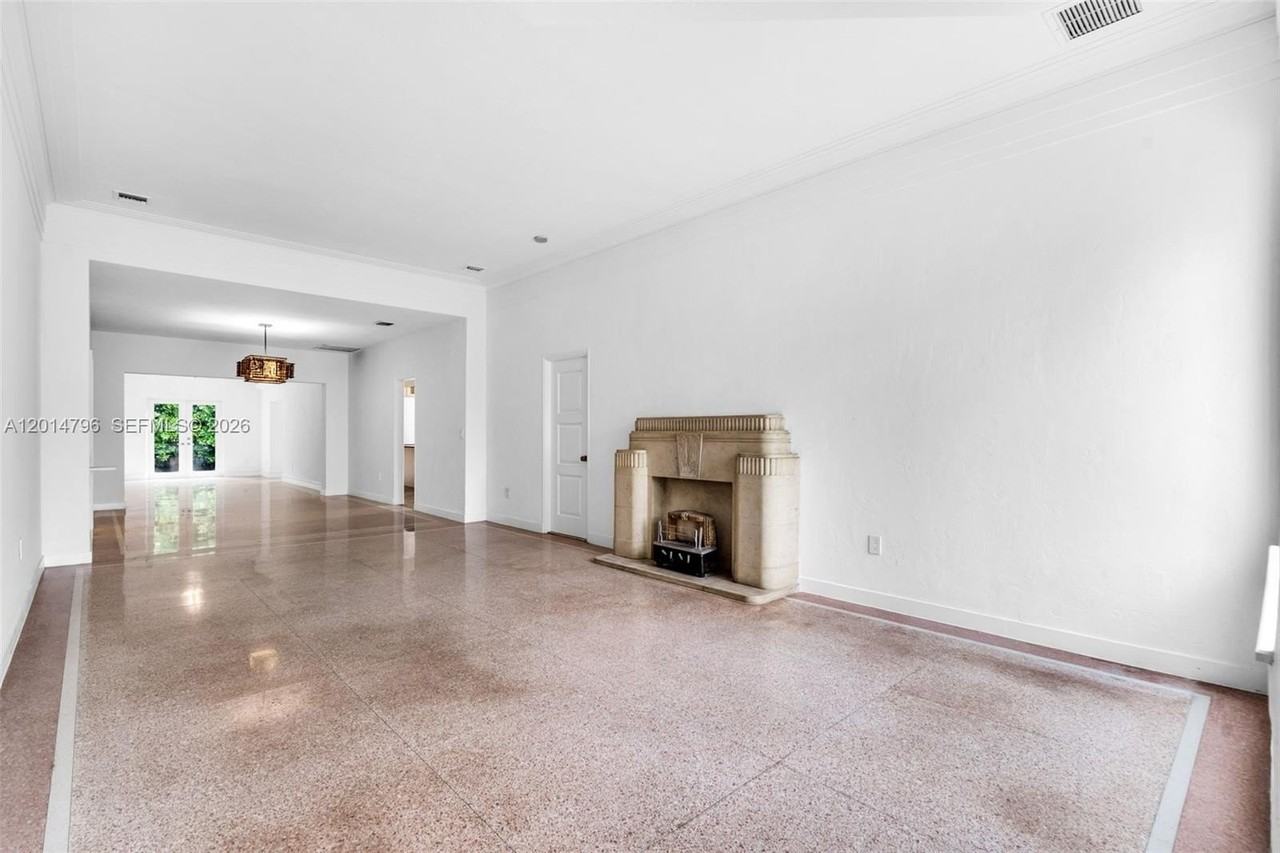 1232 Lenox Ave - Photo 7 of 37
