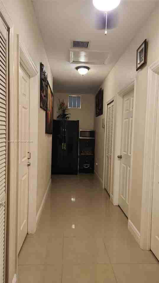 1935 Nw 96th St - Photo 3 of 7