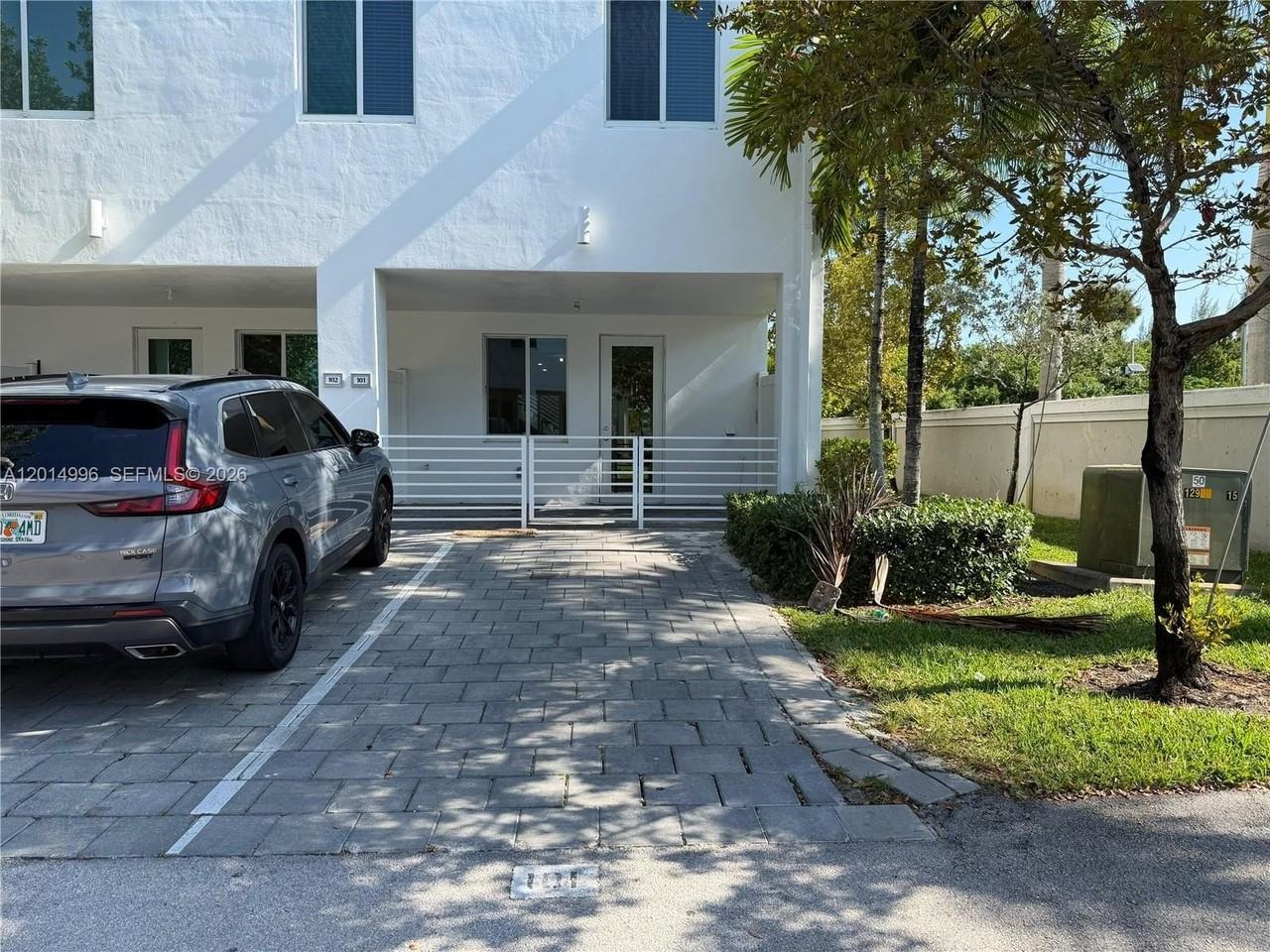 10222 Nw 64th Way #101