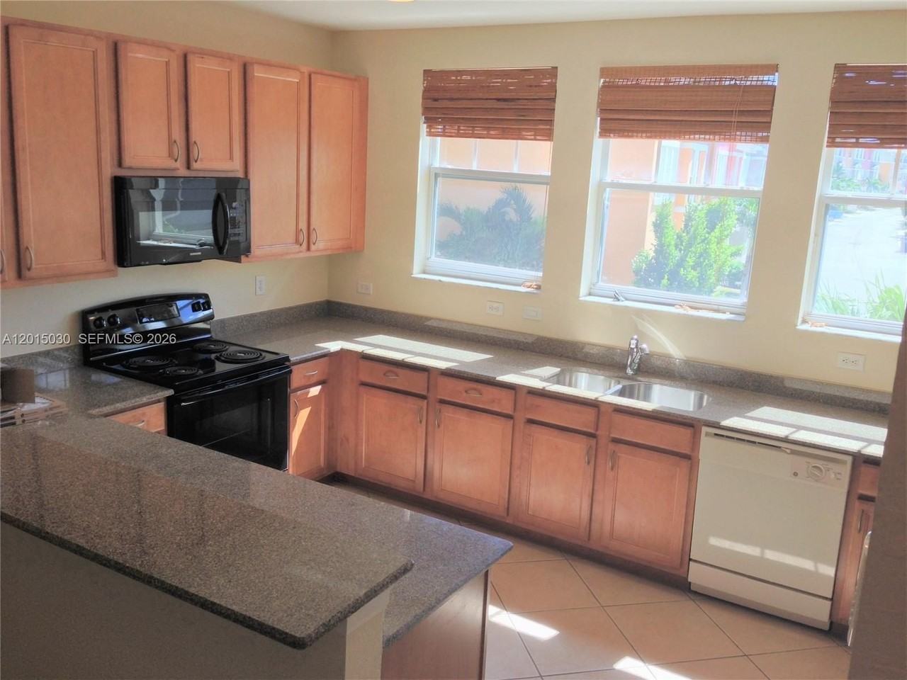 690 Amador Ln #2 - Photo 4 of 50