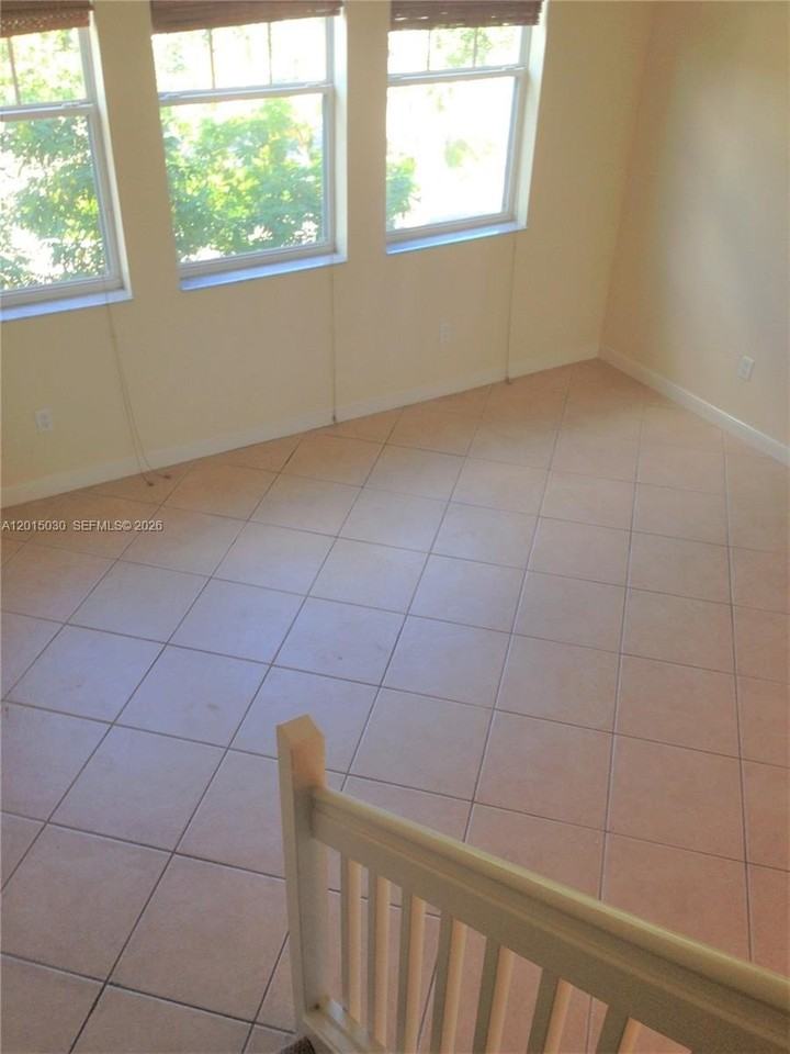 690 Amador Ln #2 - Photo 6 of 50