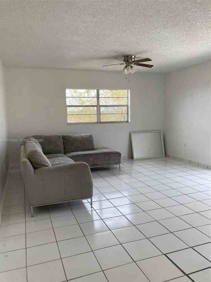 5100 Sw 41st St #PH6 - Photo 6 of 29