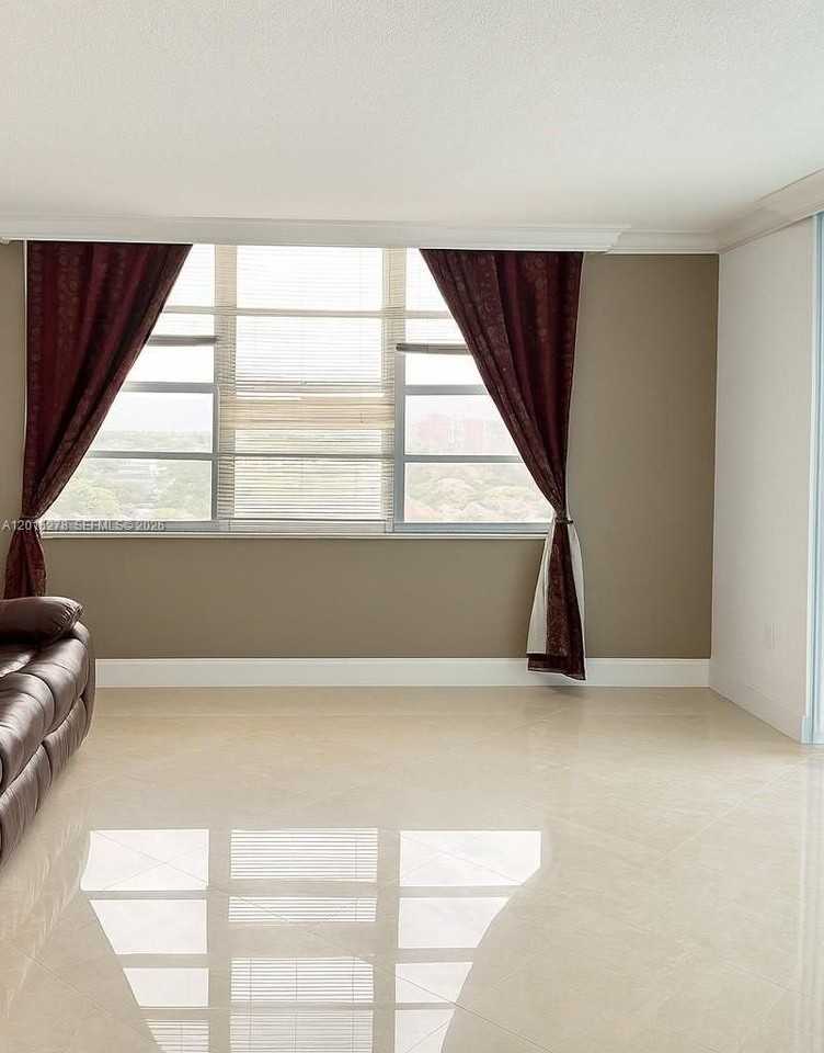 2780 Ne 183rd St #717 - Photo 5 of 27