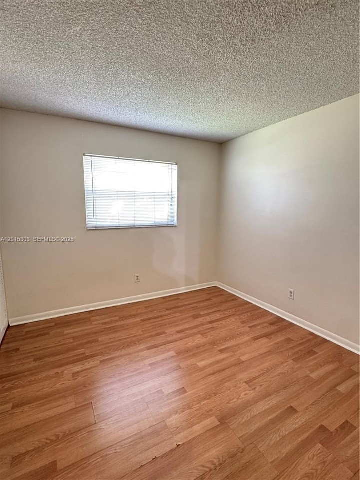 6900 Nova Dr #204-2 - Photo 4 of 10