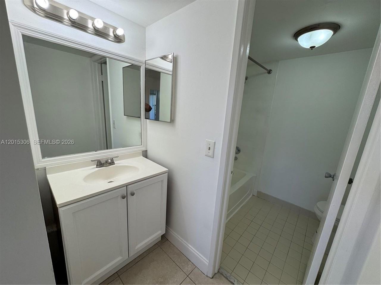 9893 Nob Hill Ln #9893 - Photo 6 of 12