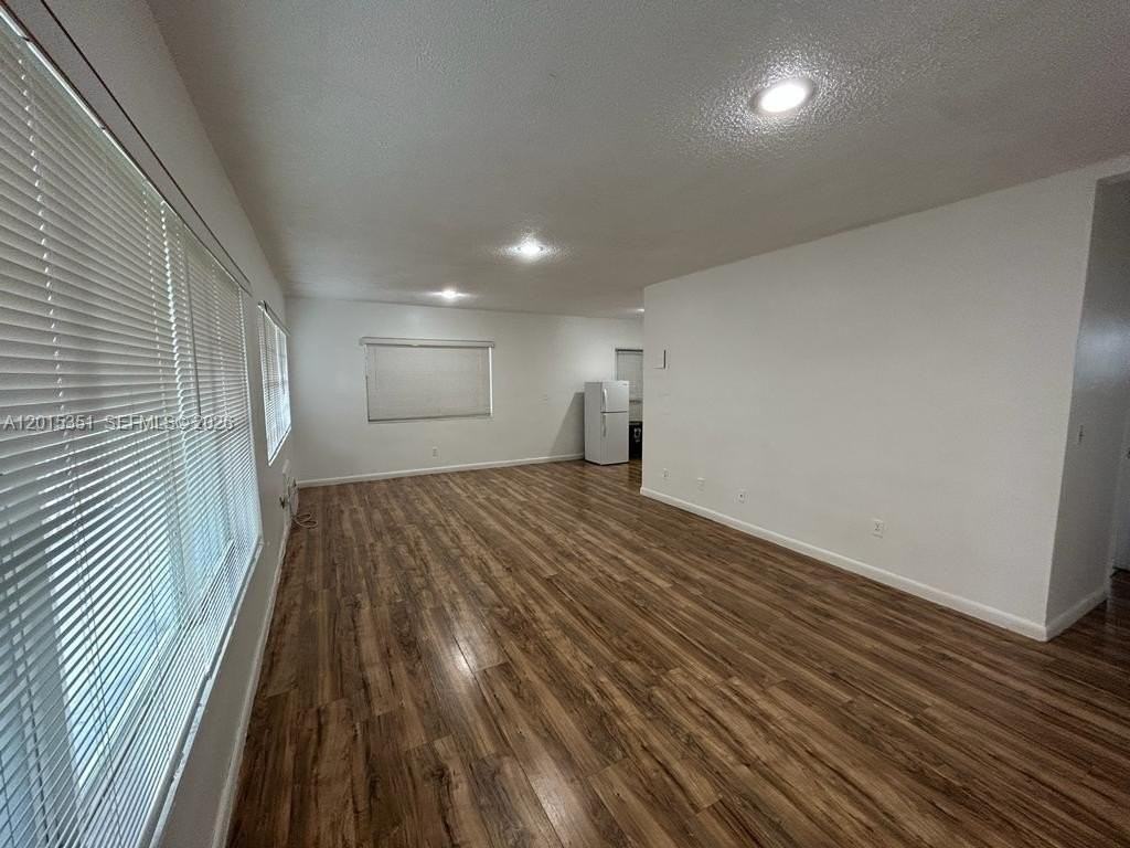 7920 East Dr #14 - Photo 2 of 23