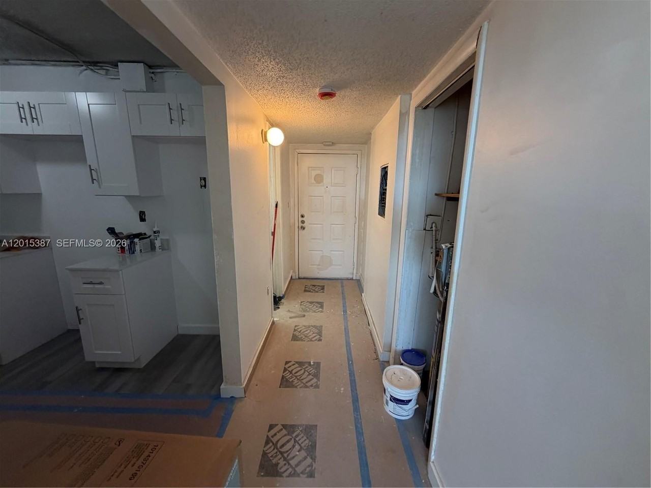 6930 Nw 186th St #1-512A - Photo 5 of 7