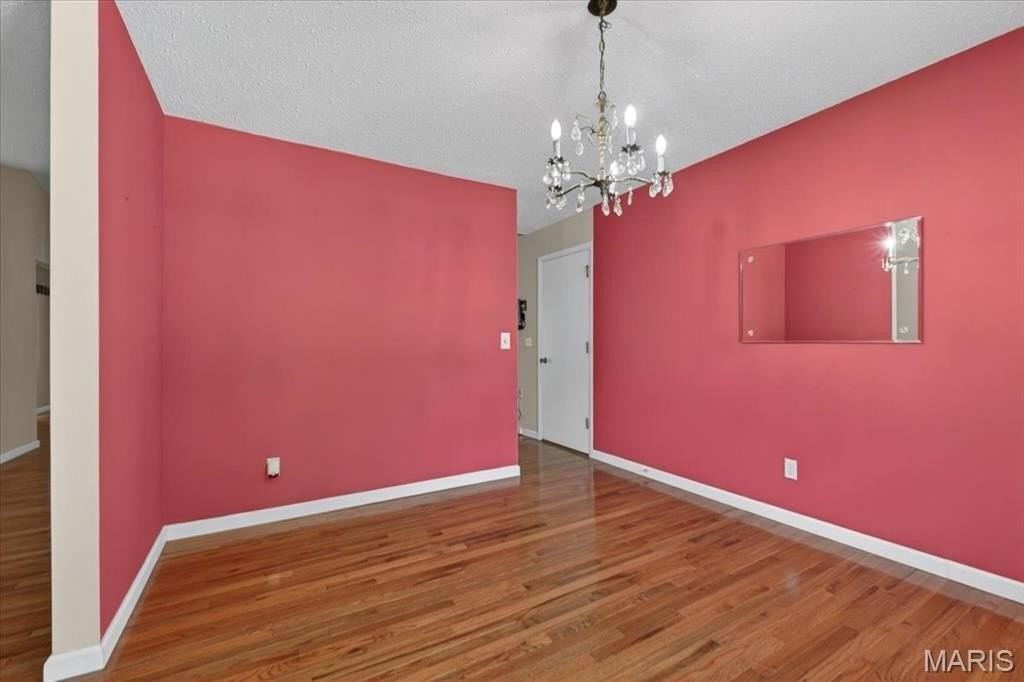 4038 N Bridge Dr - Photo 4 of 28