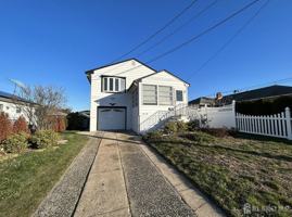 featured image of 11A Foothills Dr
