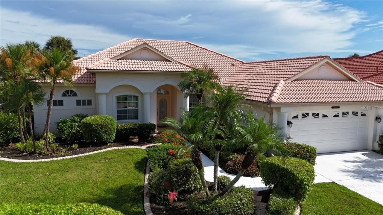 4971 Sabal Lake Cir - Photo 2 of 39