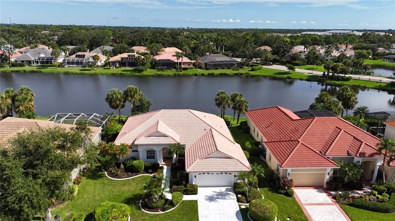 4971 Sabal Lake Cir - Photo 3 of 39
