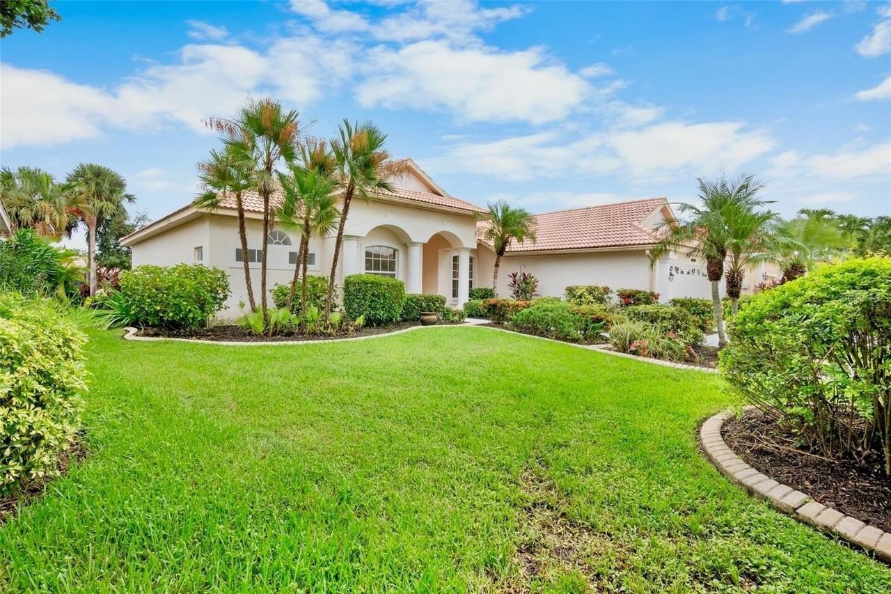 4971 Sabal Lake Cir - Photo 4 of 39