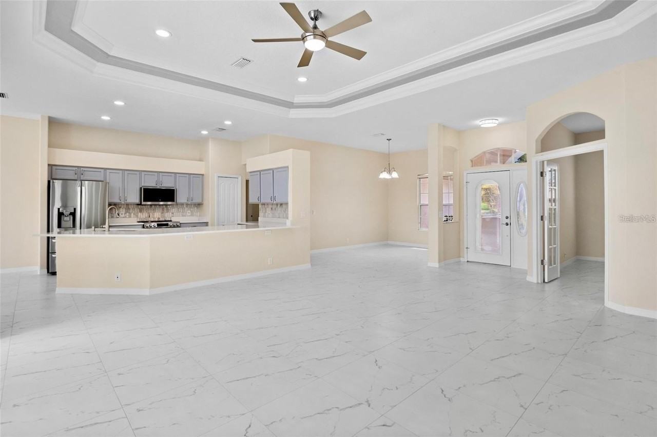 4971 Sabal Lake Cir - Photo 5 of 39