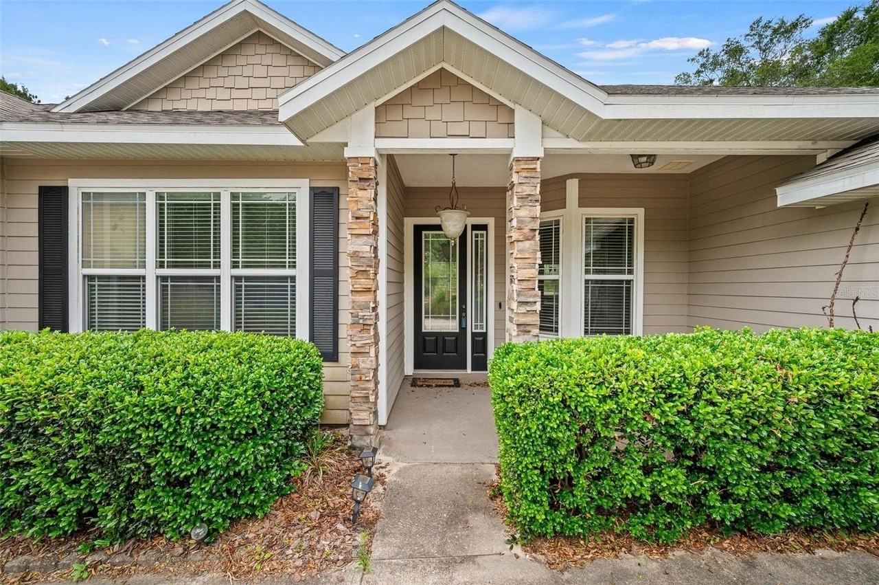 8629 Sw 80th Pl - Photo 2 of 48
