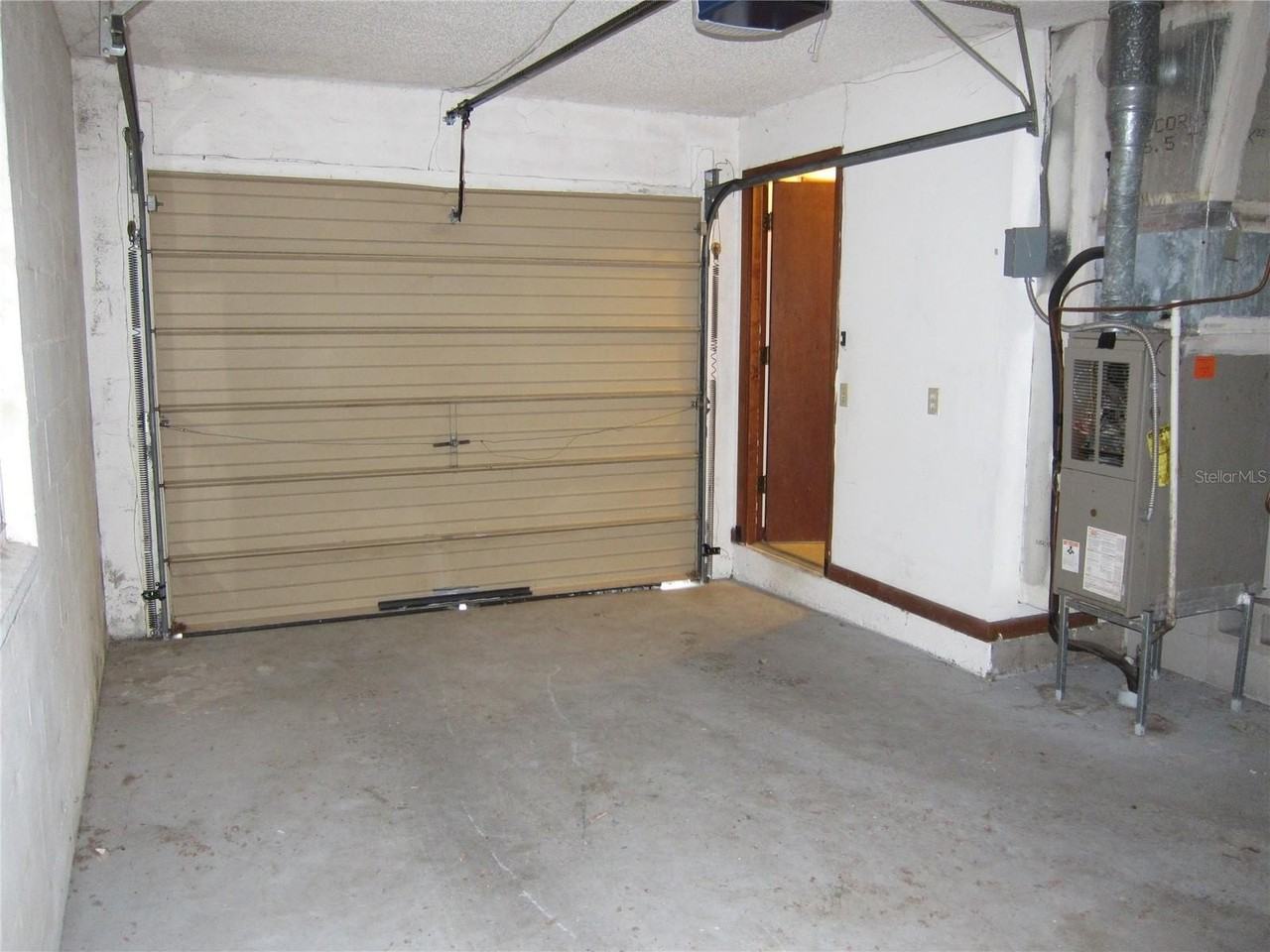 1209 Sw 80th Dr - Photo 2 of 32