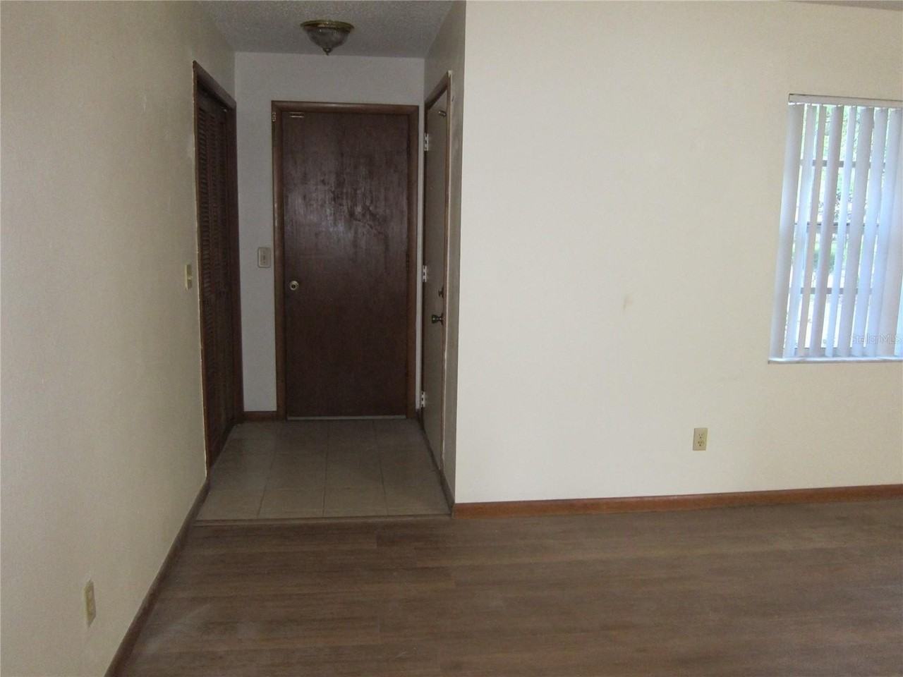 1209 Sw 80th Dr - Photo 3 of 32