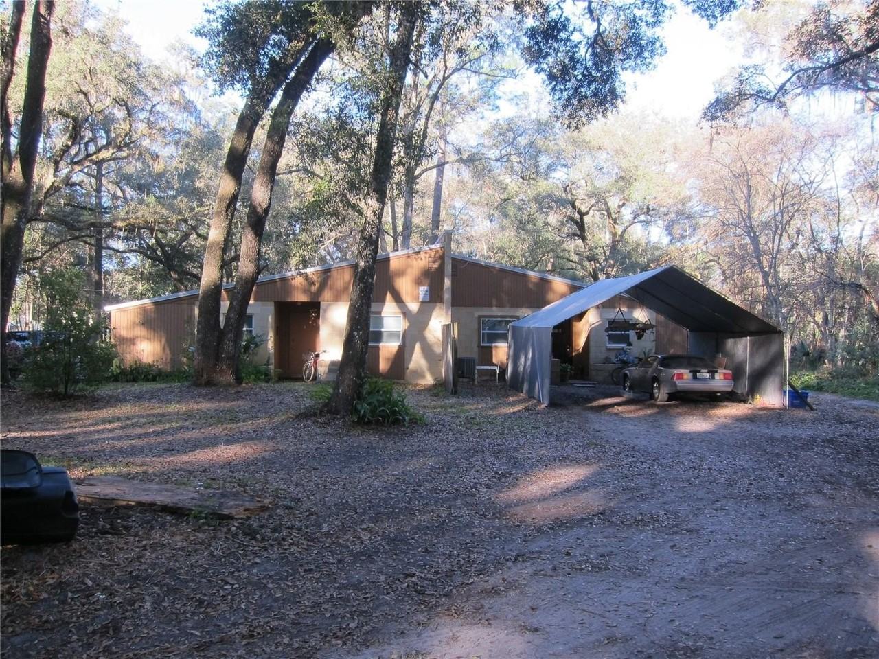 208 Ne Lucky Ave #A - Photo 4 of 24