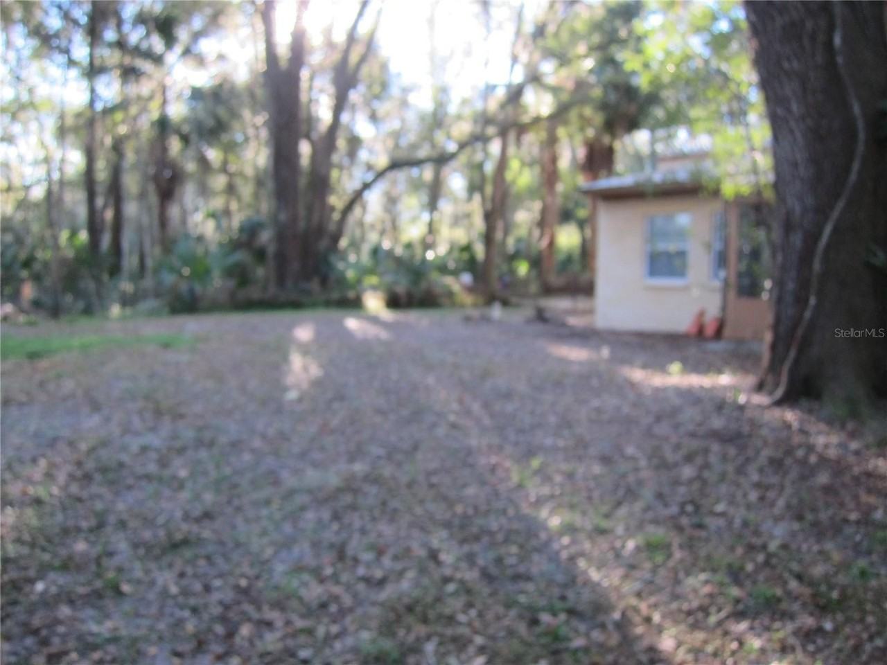 208 Ne Lucky Ave #A - Photo 6 of 24