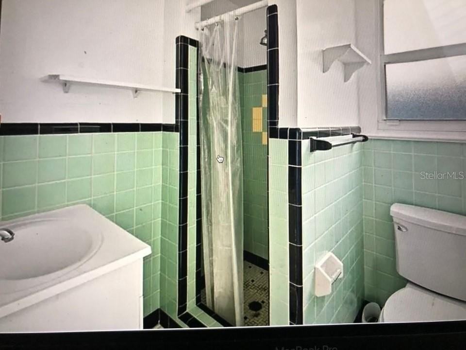 941 Lakeview Rd - Photo 7 of 20