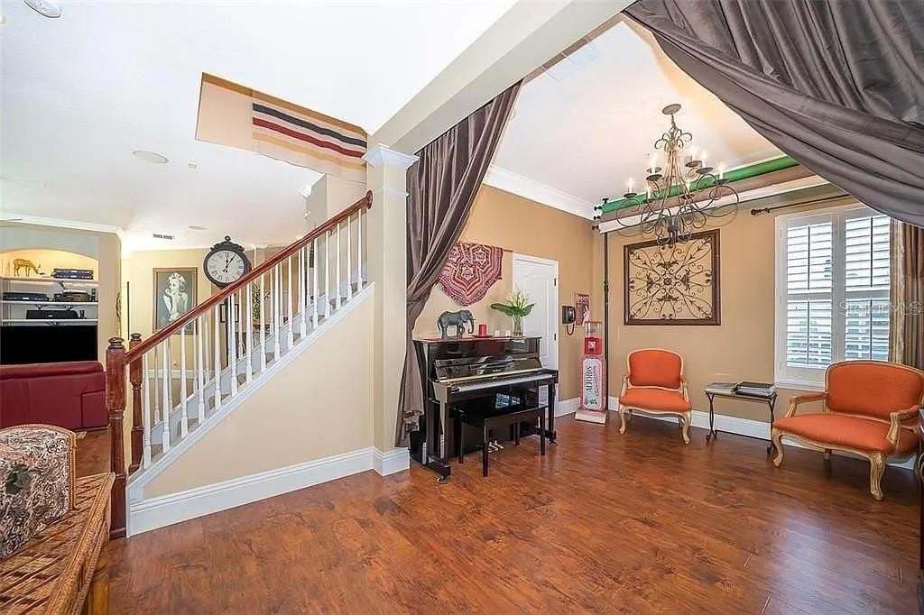 5310 Horton Ln - Photo 6 of 50