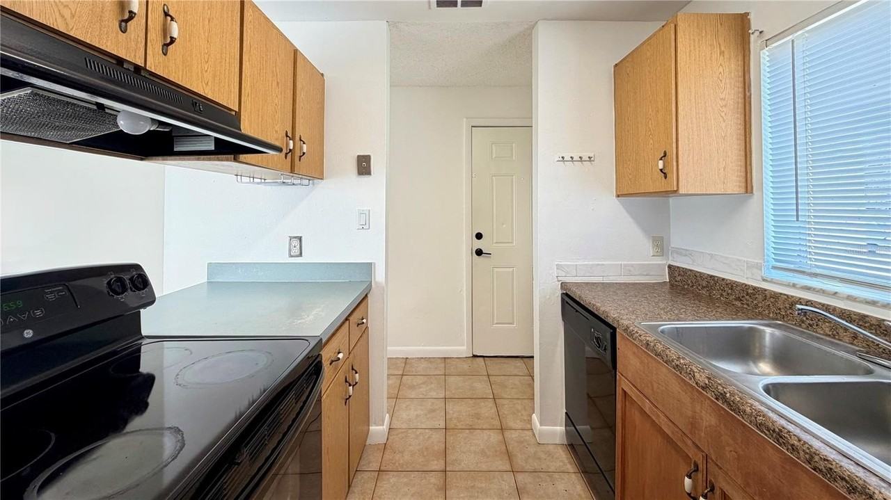 103 Cory Ln - Photo 5 of 25