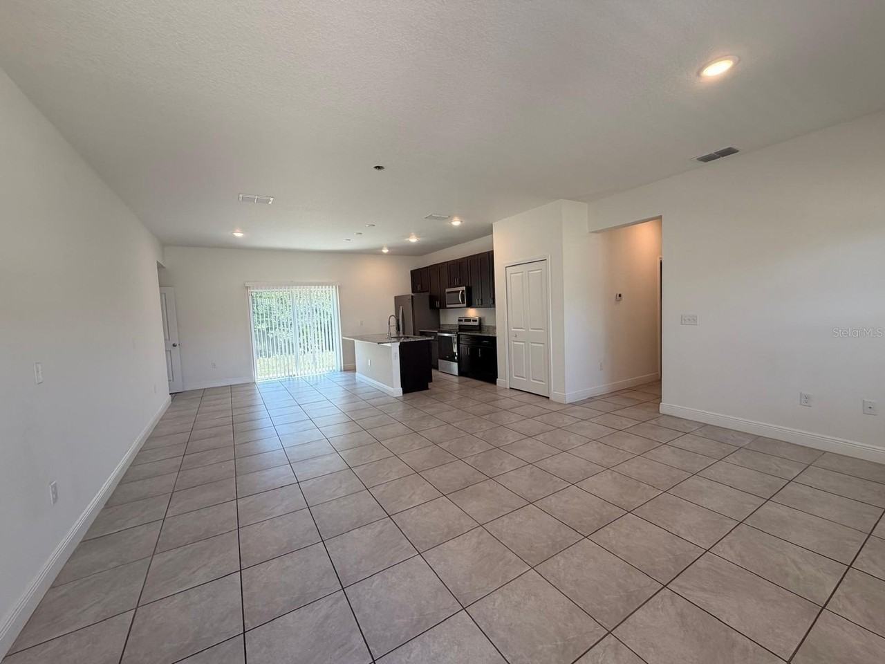 16100 Sw 35th Court Rd - Photo 7 of 28