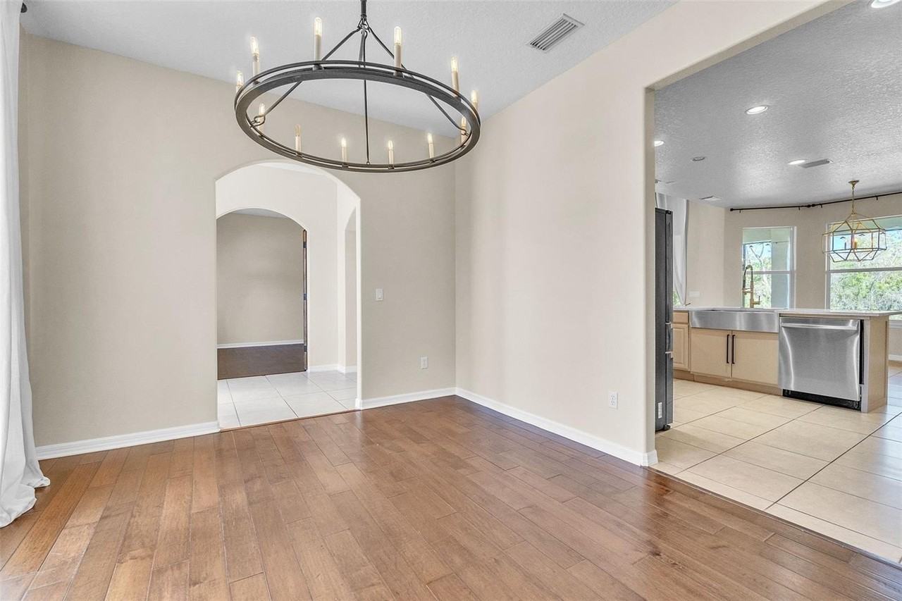 4617 Patricia Ann Ct - Photo 3 of 30
