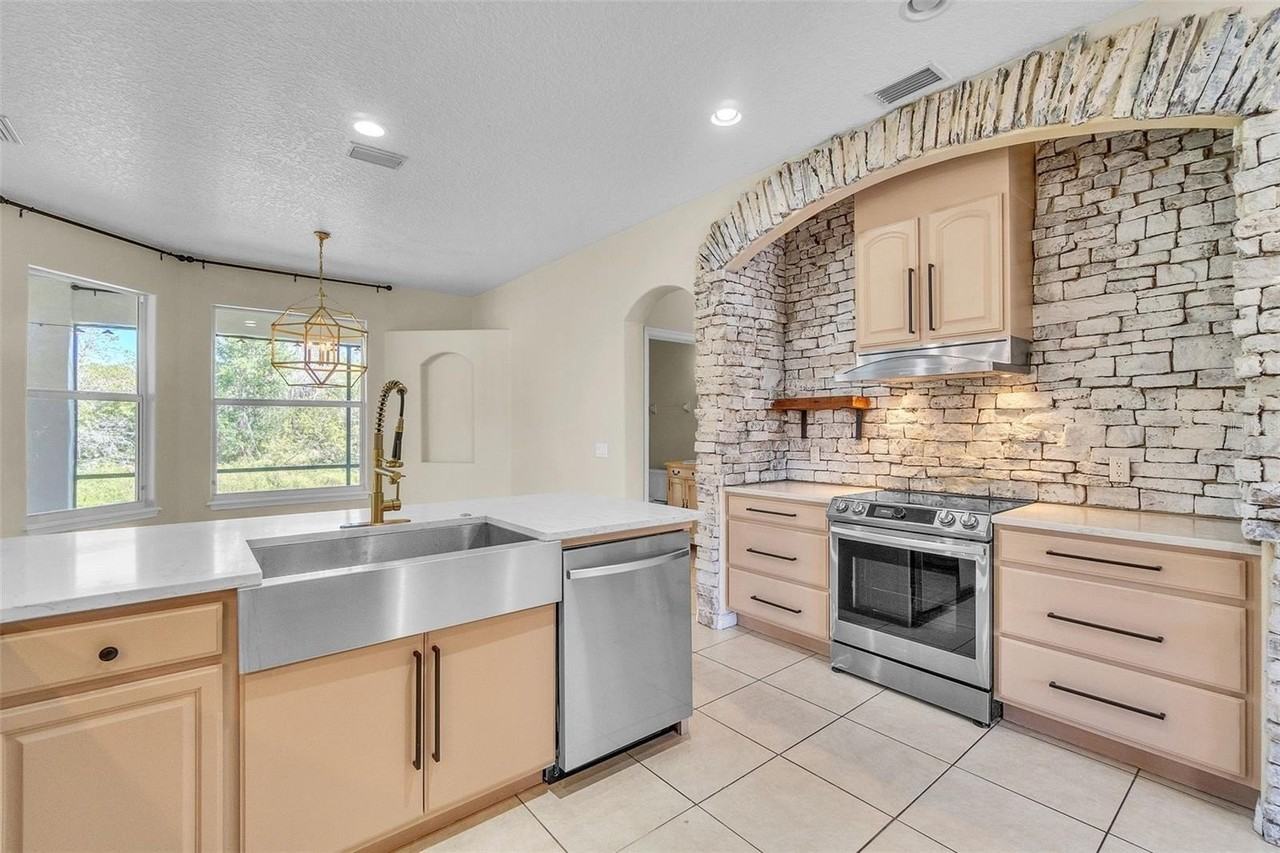 4617 Patricia Ann Ct - Photo 6 of 30