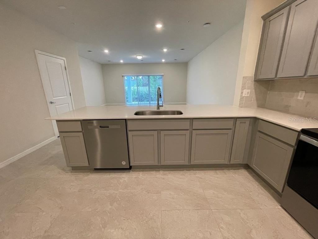 2760 Bright Bird Ln - Photo 4 of 47