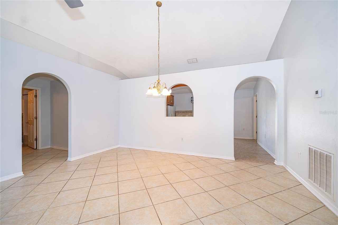 611 Baldwin Dr - Photo 5 of 18