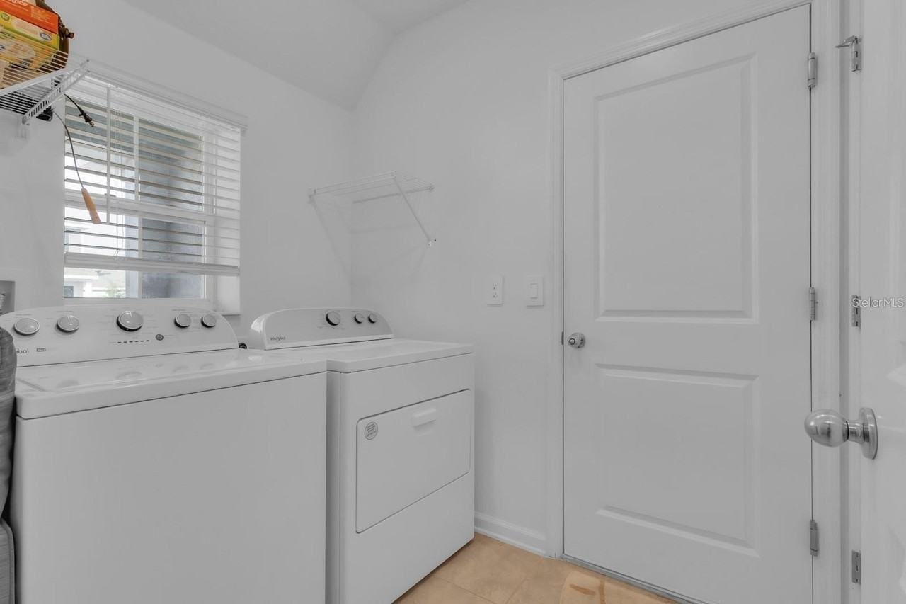1513 Cumberland Ave - Photo 5 of 19