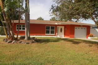 468 Limewood Ave - Photo 1 of 1