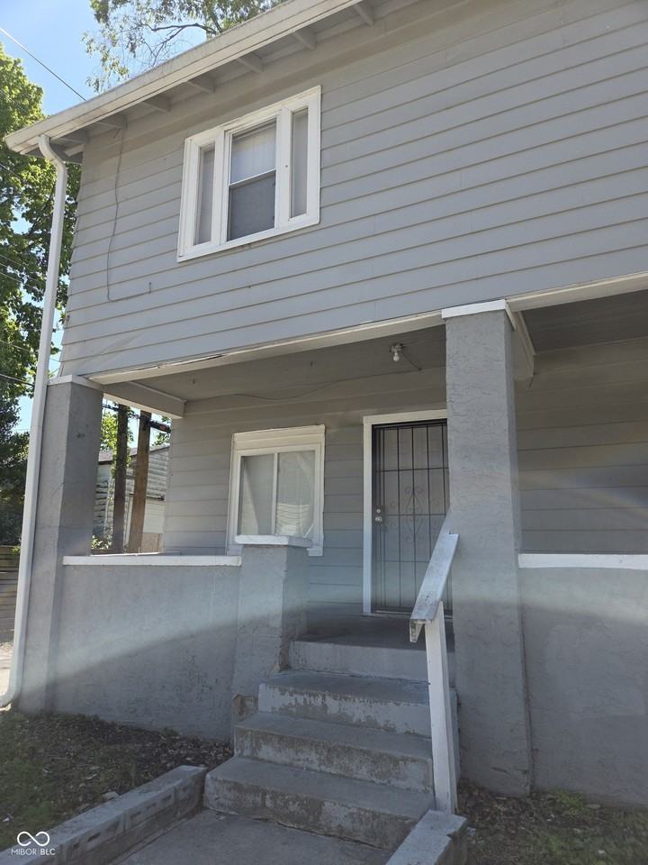 143 W 35th St - Photo 2 of 20