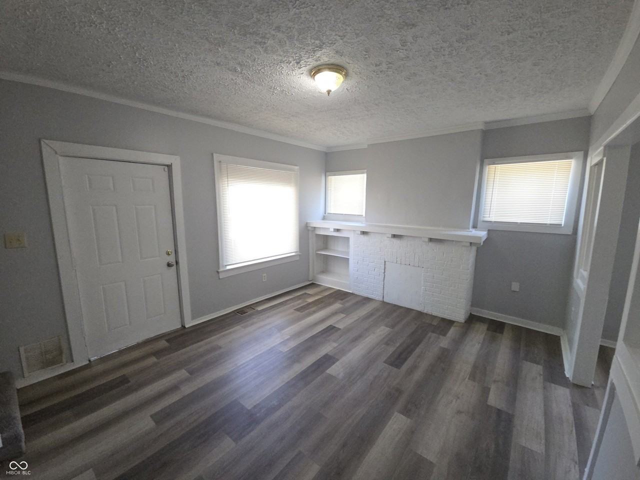 143 W 35th St - Photo 6 of 20