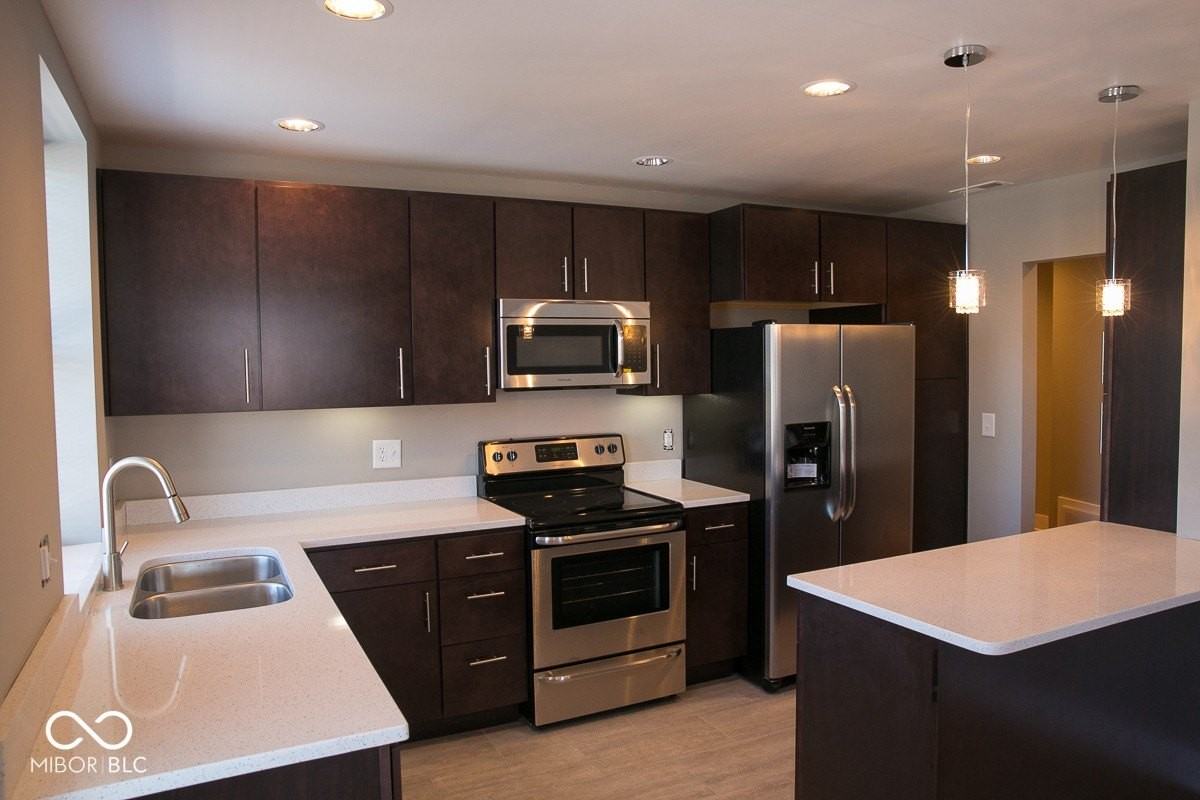 1301 N Alabama St #4 - Photo 5 of 29