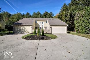 9740 Lakeshore Dr E - Photo 1 of 1