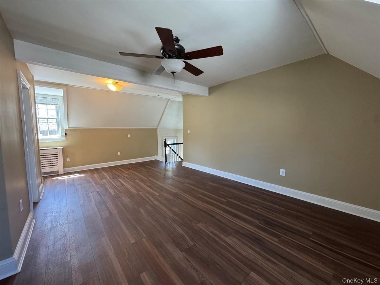 646 Main St #2 - Photo 5 of 25
