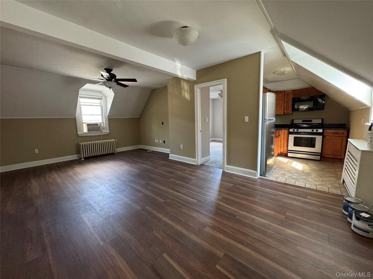646 Main St #2 - Photo 7 of 25