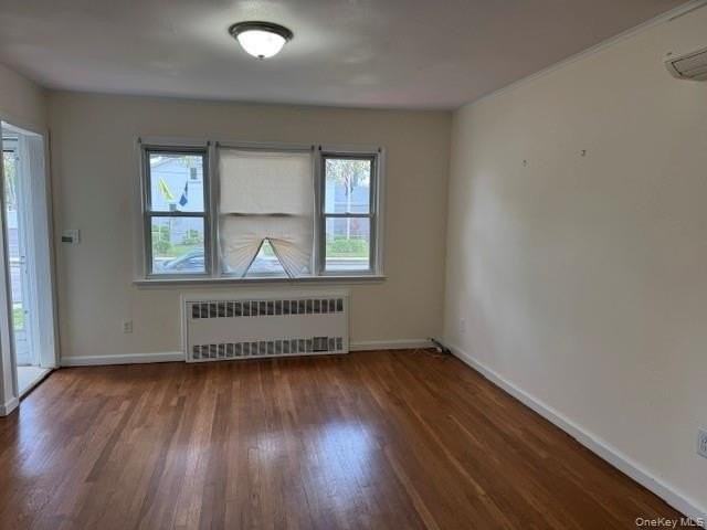 563 N Delaware Ave - Photo 3 of 15
