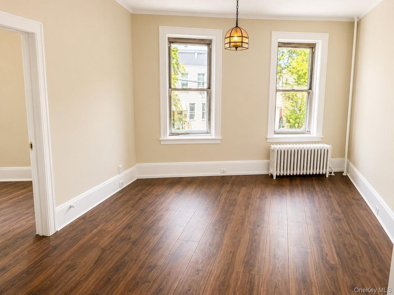 6504 Grand Ave - Photo 4 of 11