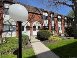 featured image of 757 Chestnut St #1stFL