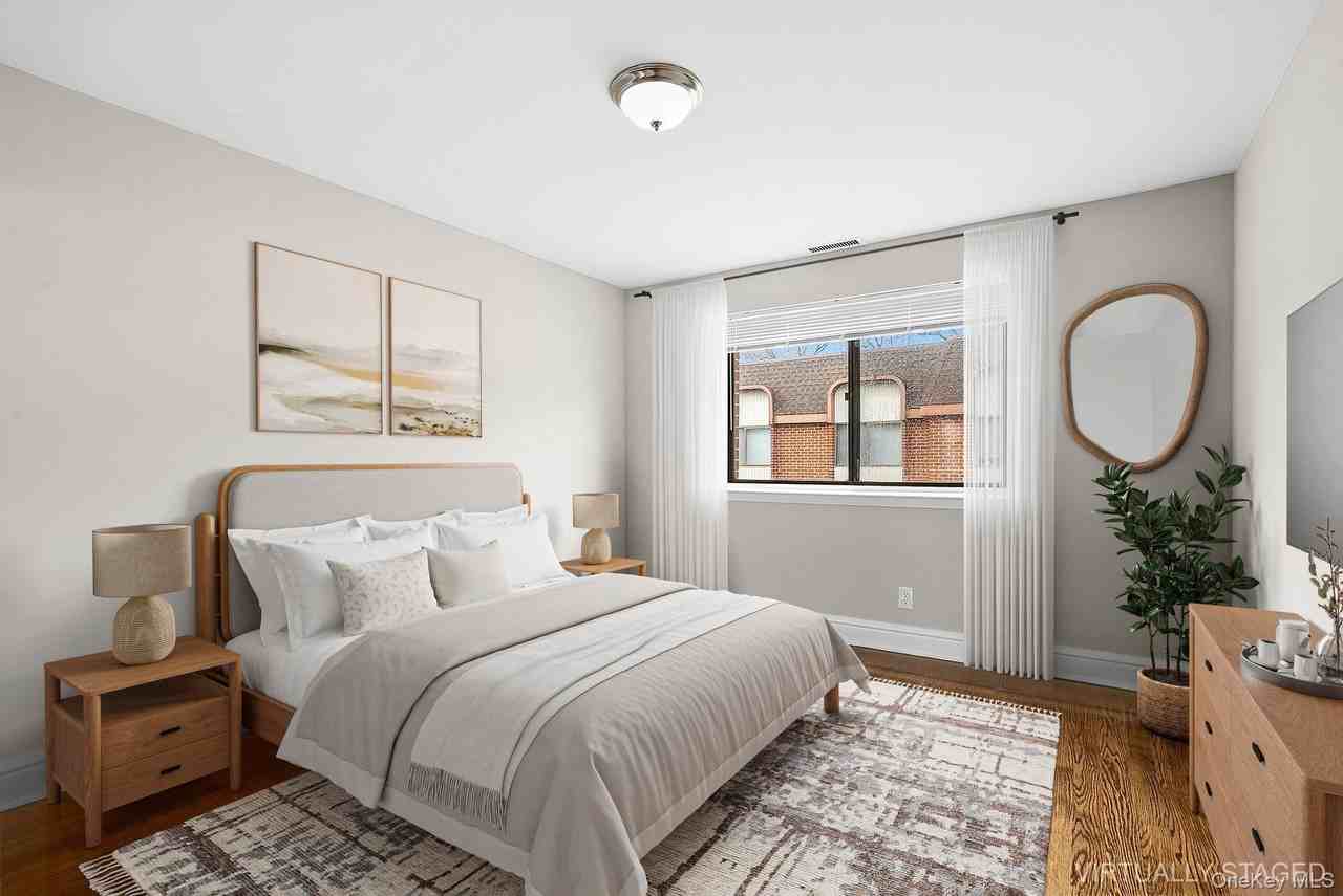 757 Chestnut St #1stFL - Photo 5 of 9